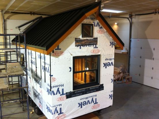 tail windows naj haus